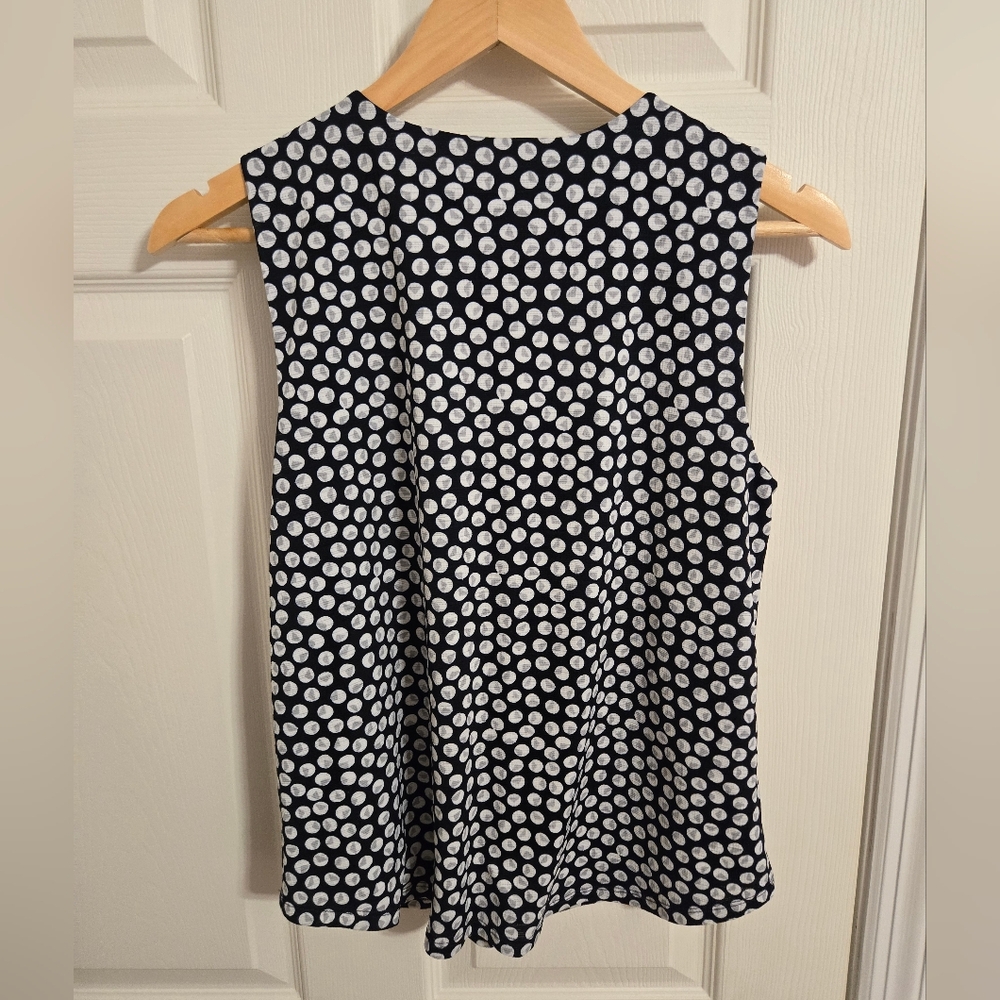 Ann Taylor Black and White Polka Dot Blouse Sleeveless Size Small - Picture 3 of 6